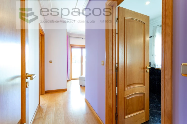 Moradia T4 para Venda em Póvoa de Santa Iria e Forte da Casa Foto 54