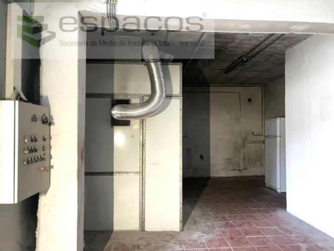 Armazém para Arrendamento em Teixoso e Sarzedo Foto 6