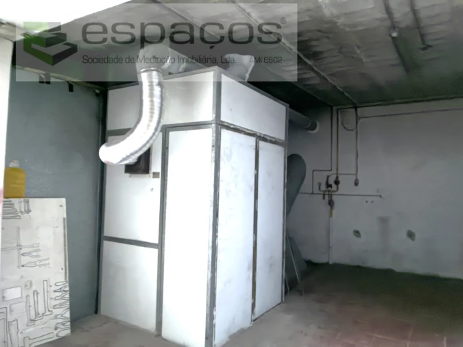 Armazém para Arrendamento em Teixoso e Sarzedo Foto 7