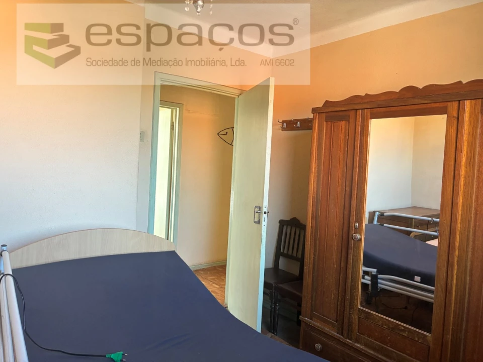 Moradia T3 para Venda em Lavacolhos Foto 16