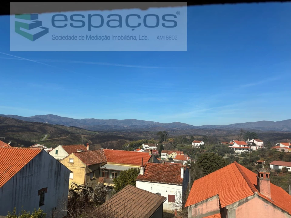 Moradia T3 para Venda em Lavacolhos Foto 23