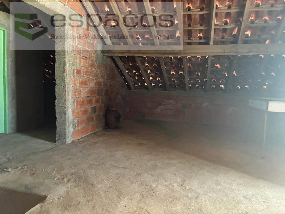 Moradia T3 para Venda em Lavacolhos Foto 25