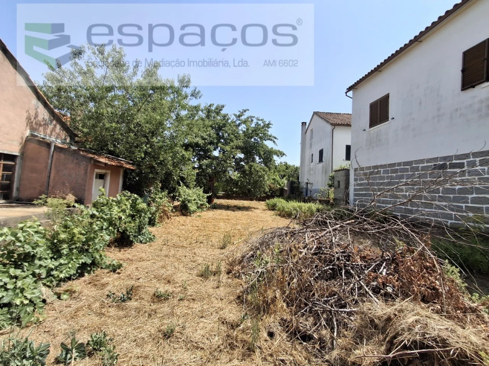 Moradia T3 para Venda em Lavacolhos Foto 39