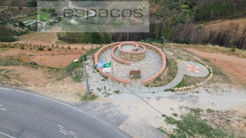 Moradia T3 para Venda em Lavacolhos