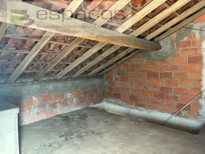 Moradia T3 para Venda em Lavacolhos Foto 24