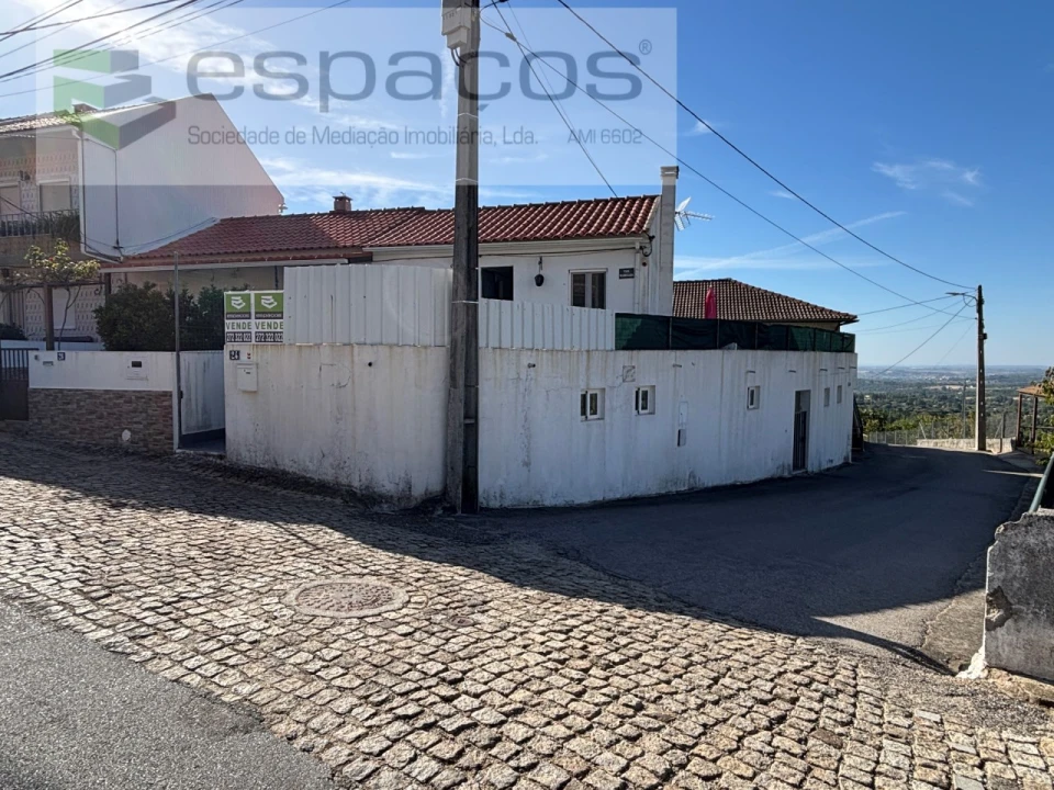 Moradia T3 para Venda em Vale de Prazeres e Mata da Rainha Foto 3