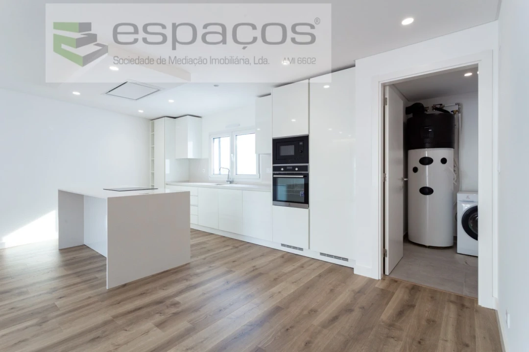 Apartamento T3 para Venda em Santa Iria de Azoia, São João da Talha e Bobadela Foto 5
