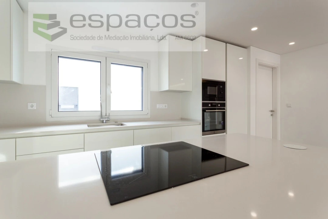 Apartamento T3 para Venda em Santa Iria de Azoia, São João da Talha e Bobadela Foto 7