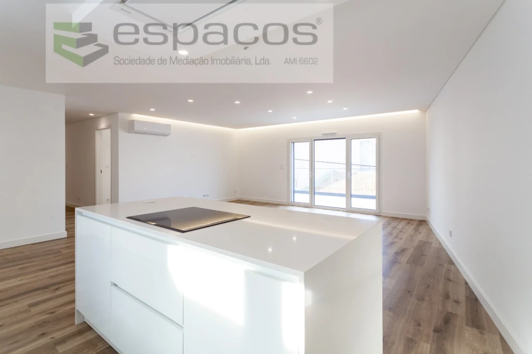 Apartamento T3 para Venda em Santa Iria de Azoia, São João da Talha e Bobadela Foto 12