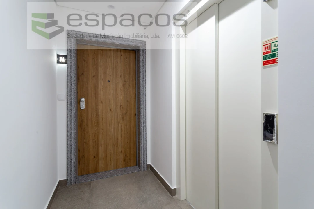 Apartamento T3 para Venda em Santa Iria de Azoia, São João da Talha e Bobadela Foto 33