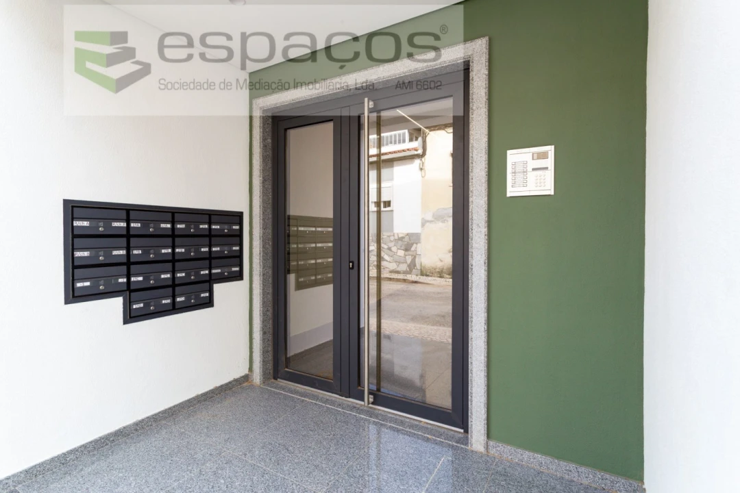 Apartamento T3 para Venda em Santa Iria de Azoia, São João da Talha e Bobadela Foto 35