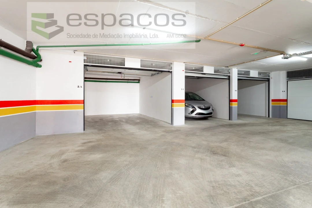 Apartamento T3 para Venda em Santa Iria de Azoia, São João da Talha e Bobadela Foto 39