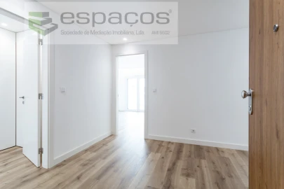 Apartamento T3 para Venda em Santa Iria de Azoia, São João da Talha e Bobadela