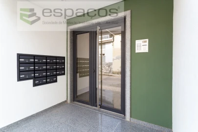 Apartamento T3 para Venda em Santa Iria de Azoia, São João da Talha e Bobadela
