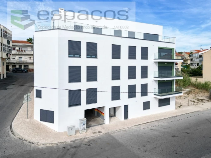 Apartamento T3 para Venda em Santa Iria de Azoia, São João da Talha e Bobadela Foto 40
