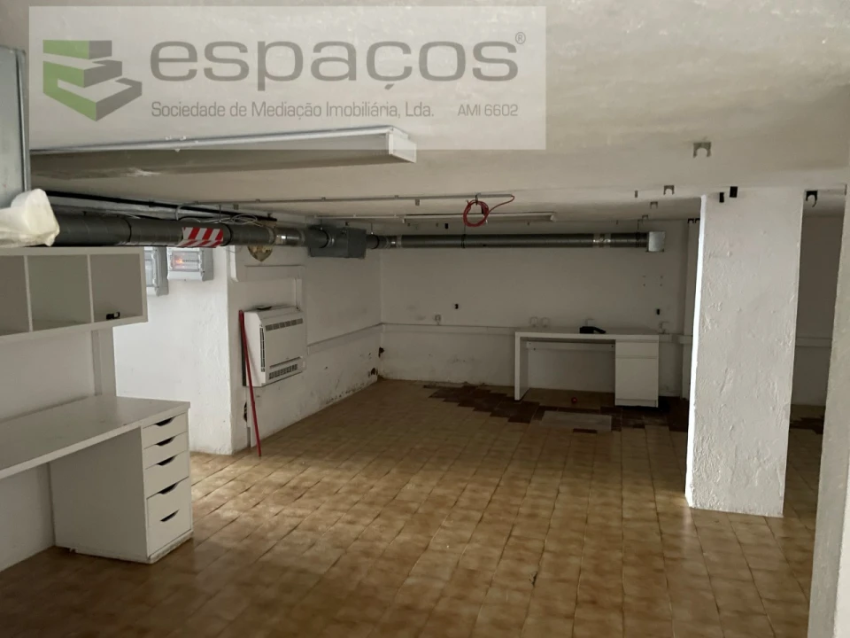 Loja para Venda em Loures Foto 9