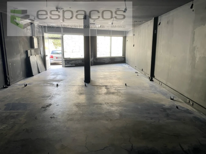 Loja para Venda em Loures Foto 6