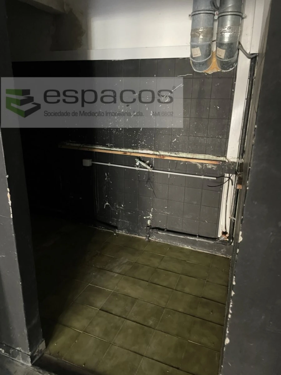 Loja para Venda em Loures Foto 7