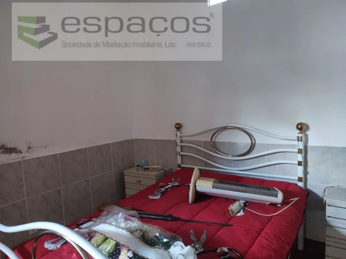 Moradia T4 para Venda em Escalos de Cima e Lousa Foto 9