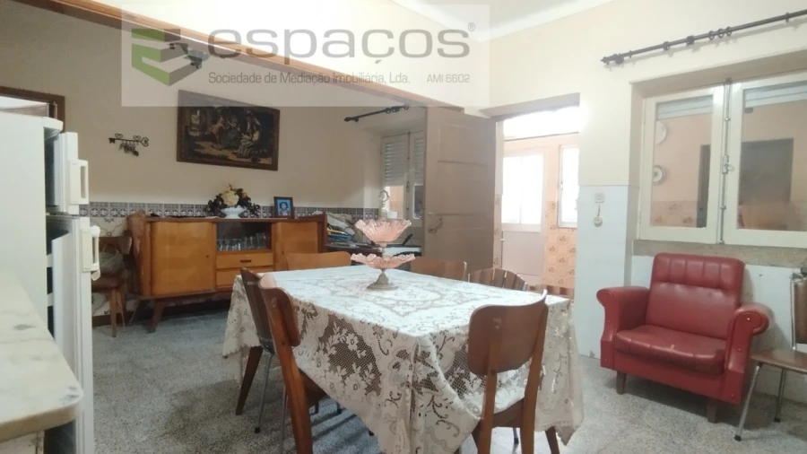 Moradia T4 para Venda em Escalos de Cima e Lousa Foto 4