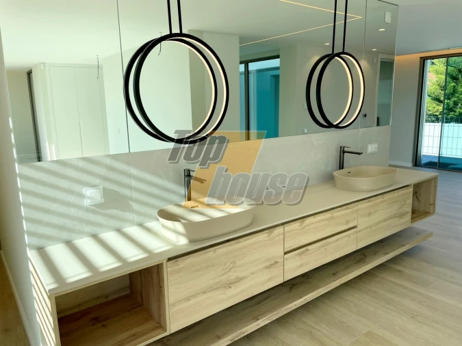 Moradia T5 para Venda em Corroios Foto 20