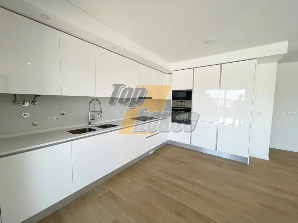 Moradia T4 para Venda em Caparica e Trafaria Foto 5