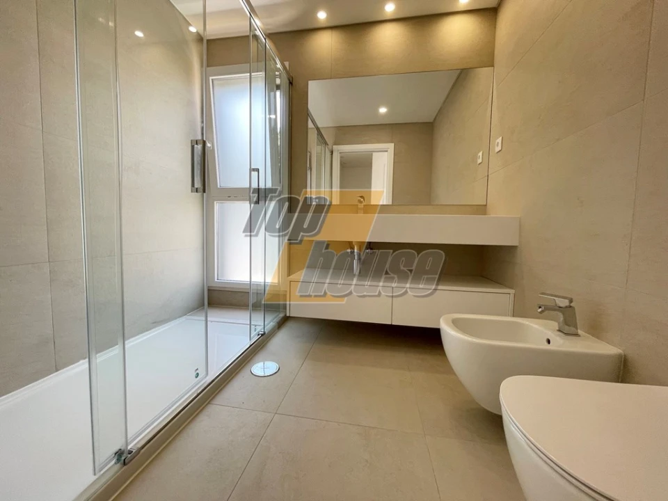 Moradia T4 para Venda em Caparica e Trafaria Foto 28