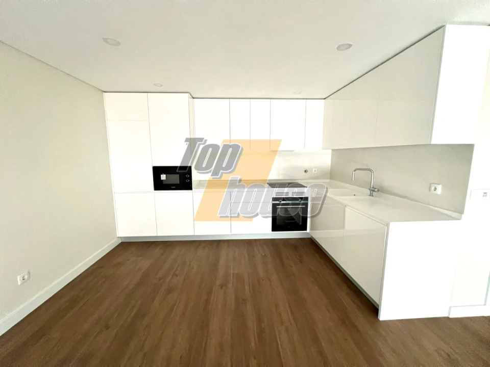 Apartamento T2 para Venda em Costa da Caparica Foto 4