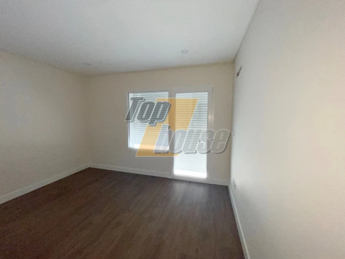 Apartamento T2 para Venda em Costa da Caparica Foto 11