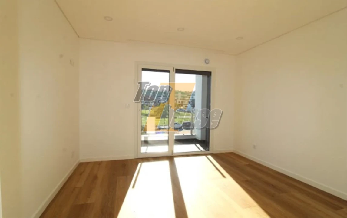 Moradia T4 para Venda em Charneca de Caparica e Sobreda Foto 18