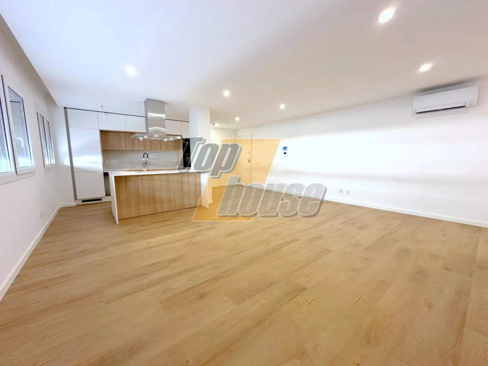 Apartamento T3 para Venda em Costa da Caparica Foto 1