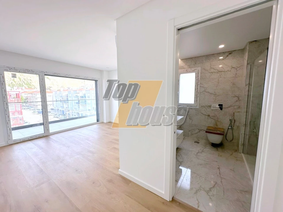 Apartamento T4 para Venda em Costa da Caparica Foto 20