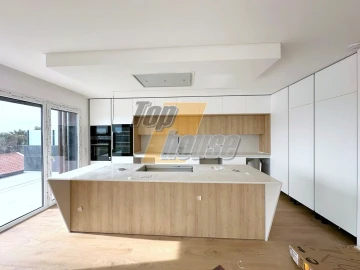 Apartamento T4 para Venda em Costa da Caparica