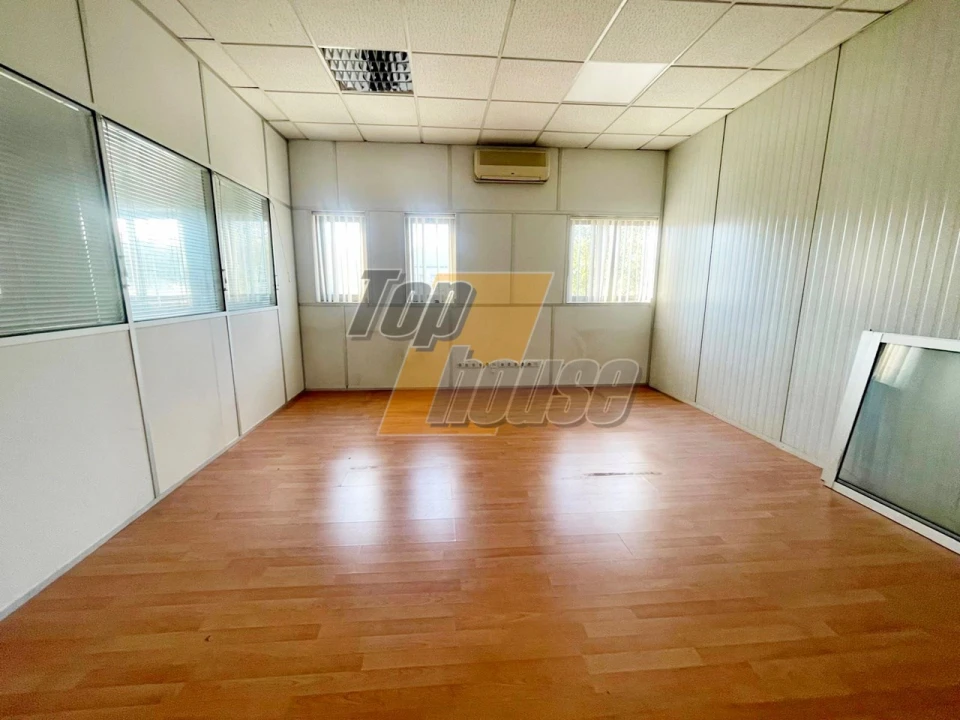 Armazém para Arrendamento em Seixal, Arrentela e Aldeia de Paio Pires Foto 4