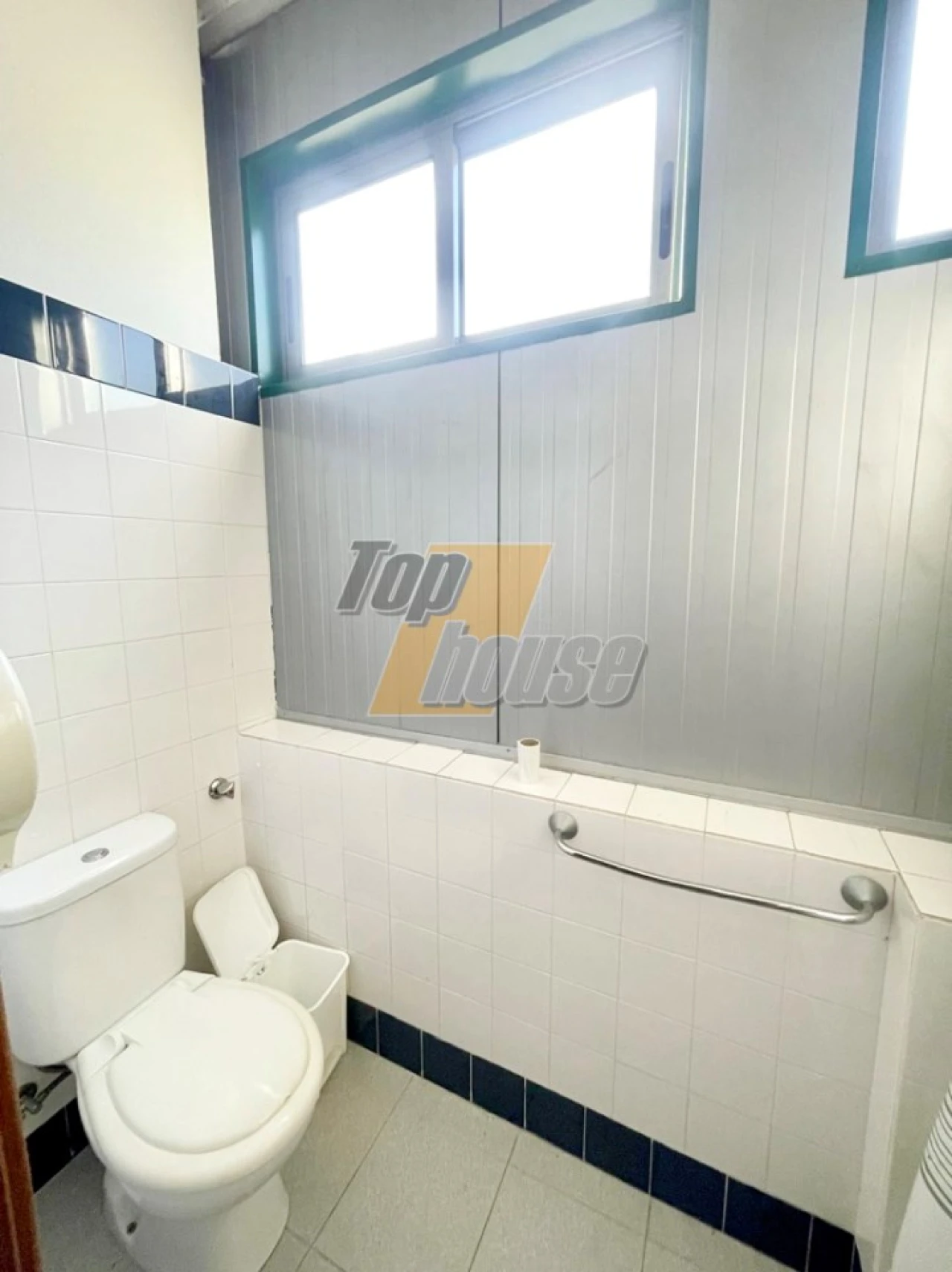 Armazém para Arrendamento em Seixal, Arrentela e Aldeia de Paio Pires Foto 10