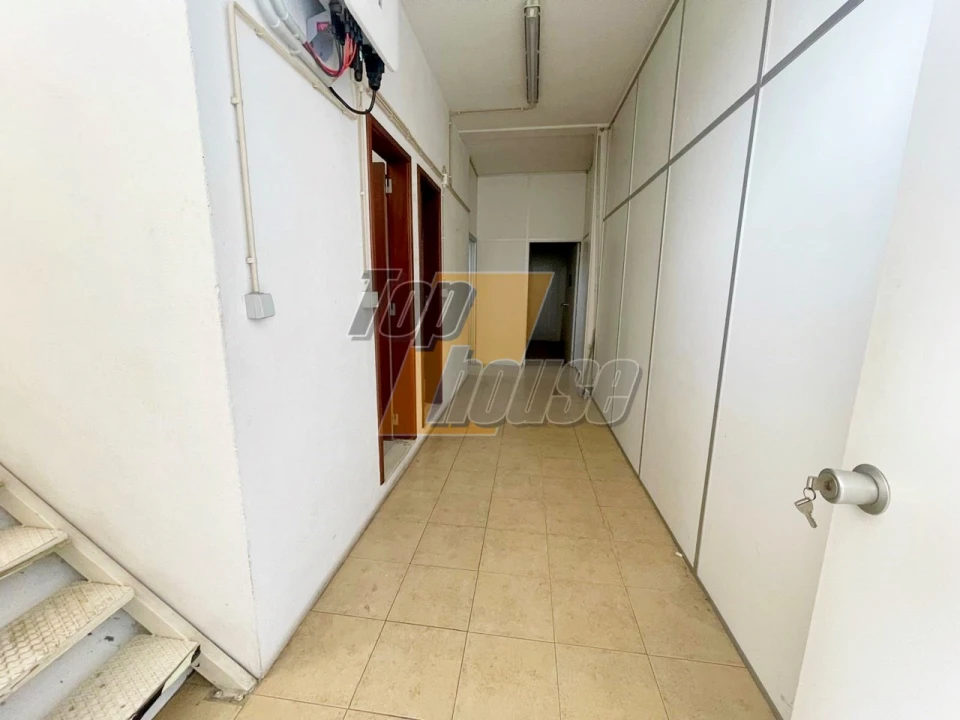 Armazém para Arrendamento em Seixal, Arrentela e Aldeia de Paio Pires Foto 13