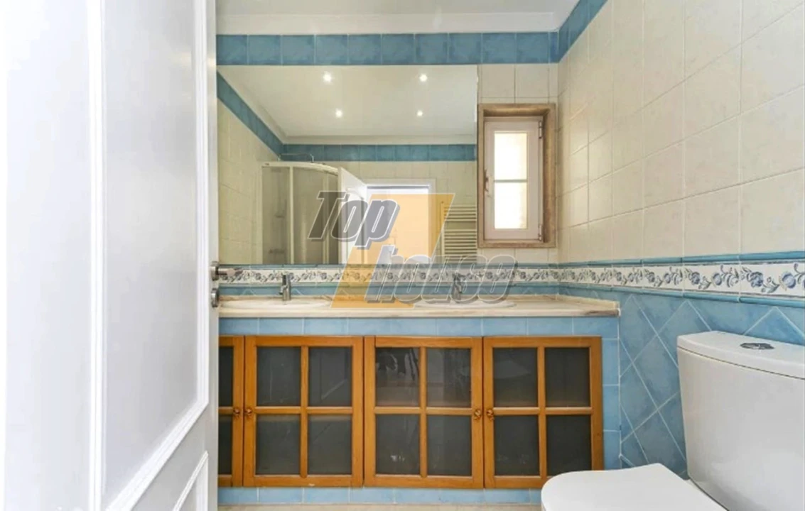 Moradia T4 para Venda em Corroios Foto 25