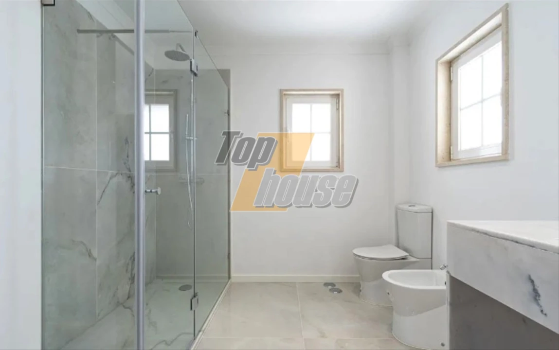 Moradia T4 para Venda em Corroios Foto 28