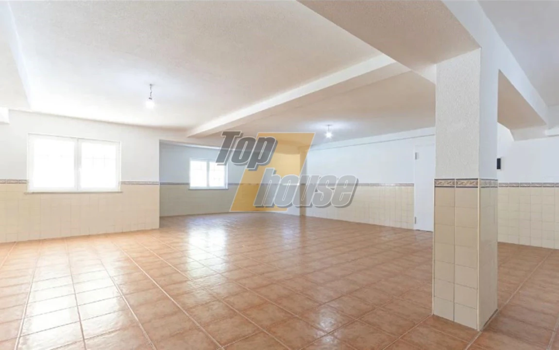 Moradia T4 para Venda em Corroios Foto 40