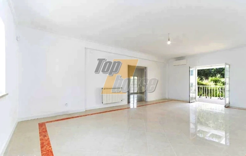 Moradia T4 para Venda em Corroios Foto 7