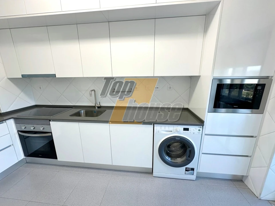 Apartamento T2 para Venda em Caparica e Trafaria Foto 6