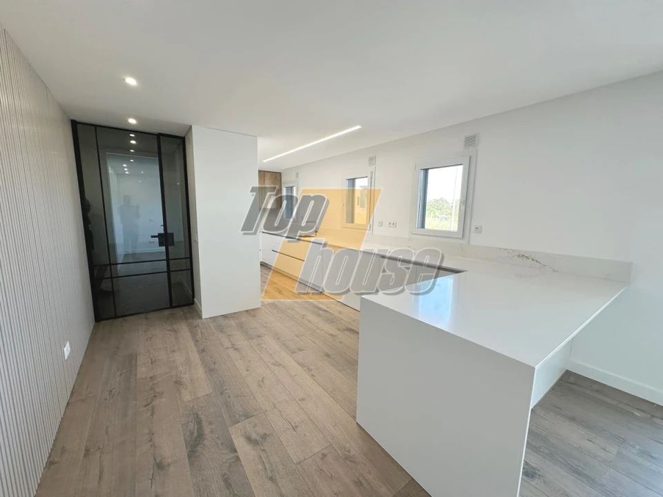 Apartamento T3 para Venda em Laranjeiro e Feijó Foto 21