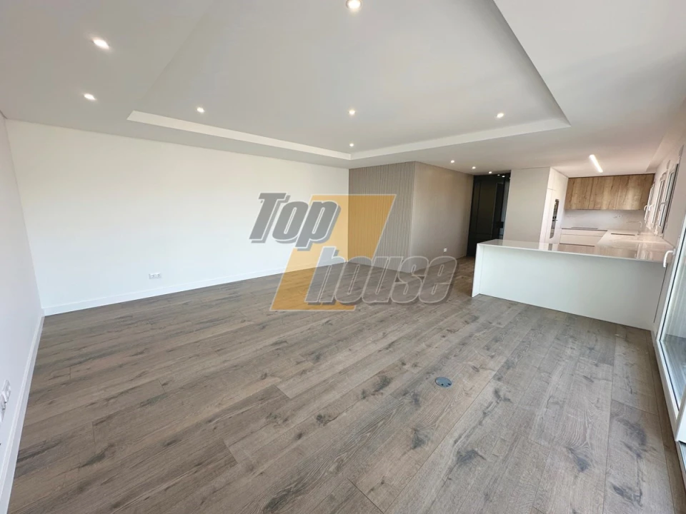 Apartamento T3 para Venda em Laranjeiro e Feijó Foto 1