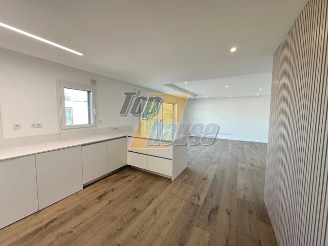 Apartamento T3 para Venda em Laranjeiro e Feijó Foto 20