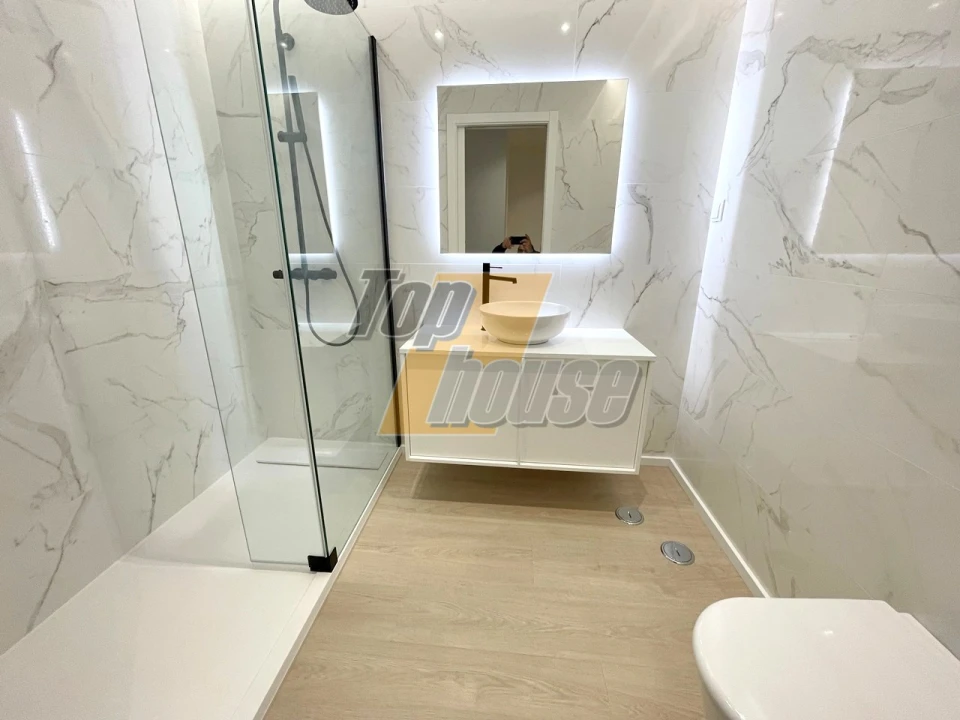 Apartamento T5 para Venda em Costa da Caparica Foto 30