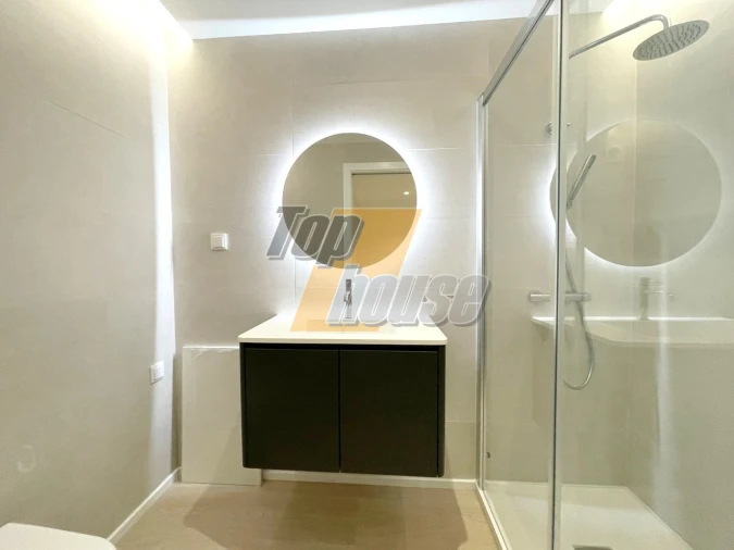 Apartamento T5 para Venda em Costa da Caparica Foto 28