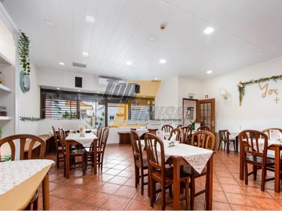 Loja para Arrendamento em Costa da Caparica Foto 7