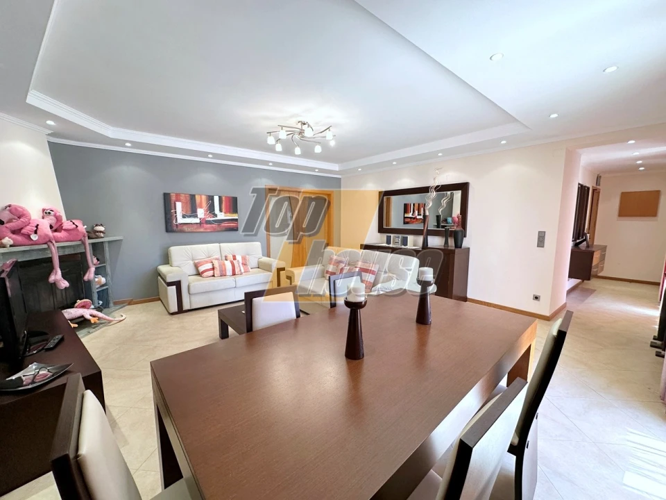 Apartamento T2 para Venda em Costa da Caparica Foto 4