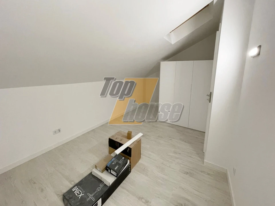 Moradia T2 para Venda em Corroios Foto 20