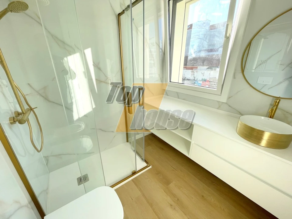 Moradia T3 para Venda em Costa da Caparica Foto 29